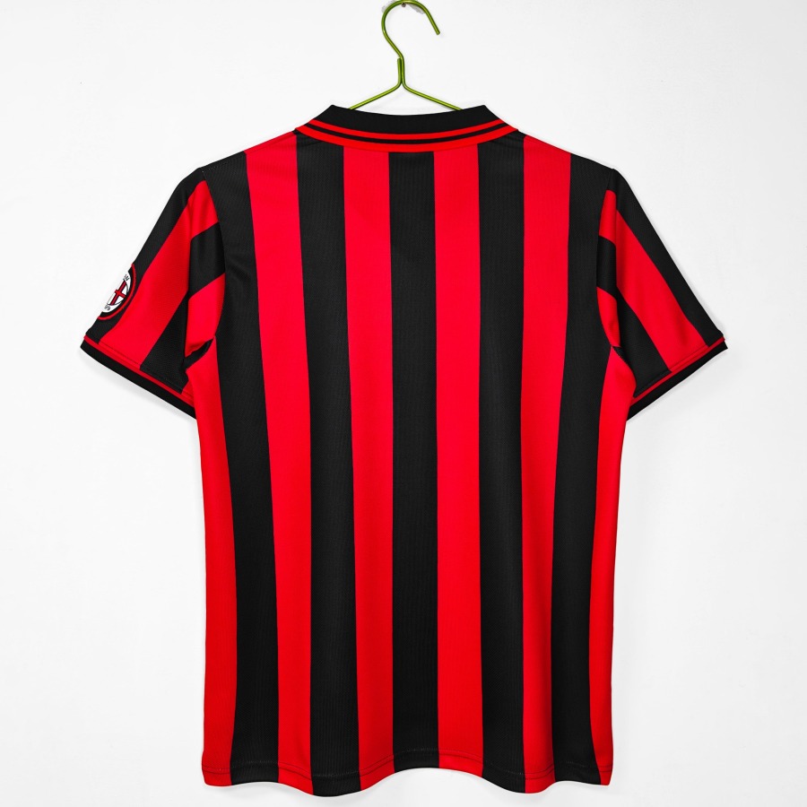 70bf5e9a6e9aabc55564081c38153751.jpg AC Milan Home Jersey 1996-1997 Retro