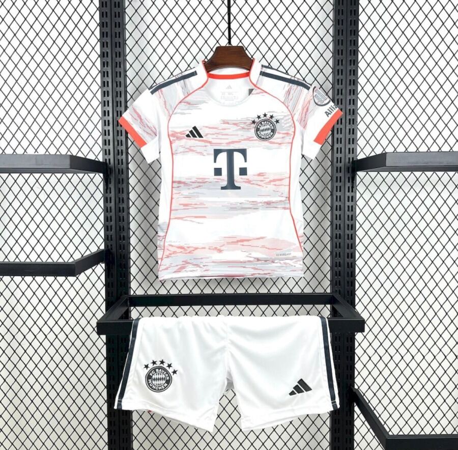 77B688BB-136A-45A2-9E8B-78E497C0C258.jpg FC Bayern Munich Away Jersey 2025/26 Youth