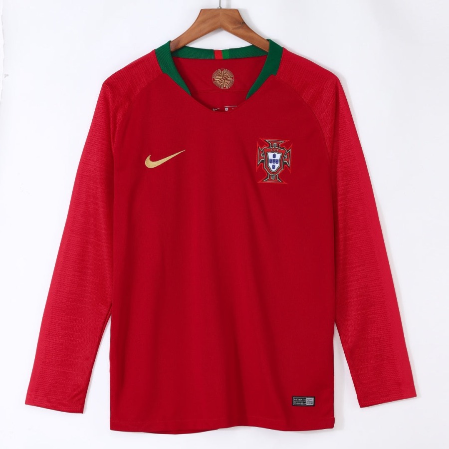 82966edd2e2ebc7da5d80babefbc126f.jpg Portugal Home Long Sleeves Jersey 2018 Retro