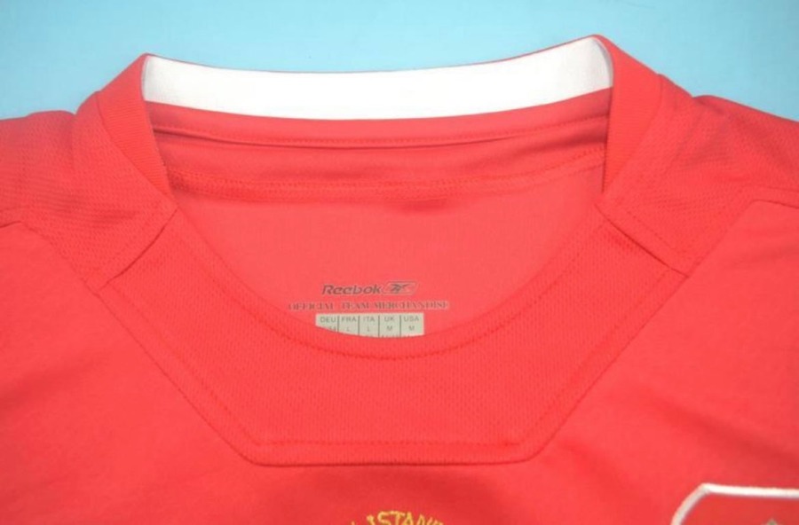 8833FB7C-B829-40F8-B0F5-C1A6379E1830.jpg Liverpool Home Jersey 2004/05