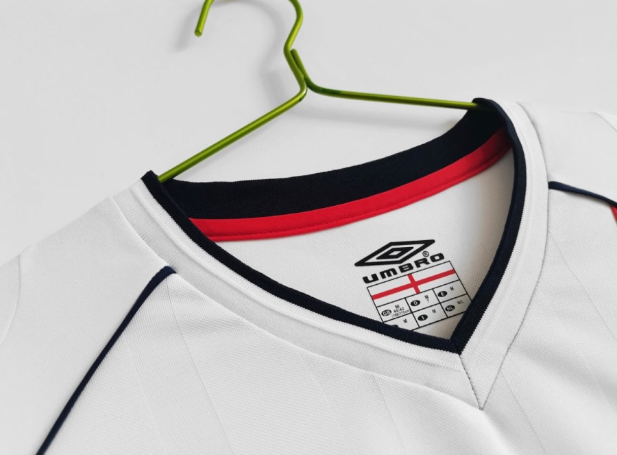 England 2002 Home Long Sleeve Soccer Jersey