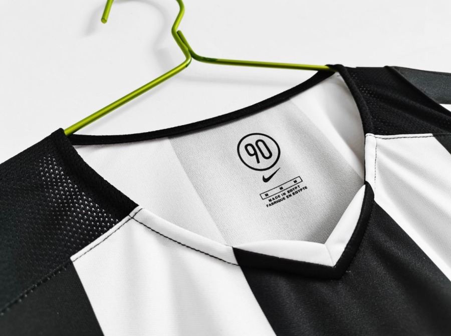 Juventus Home Jersey 2004/05