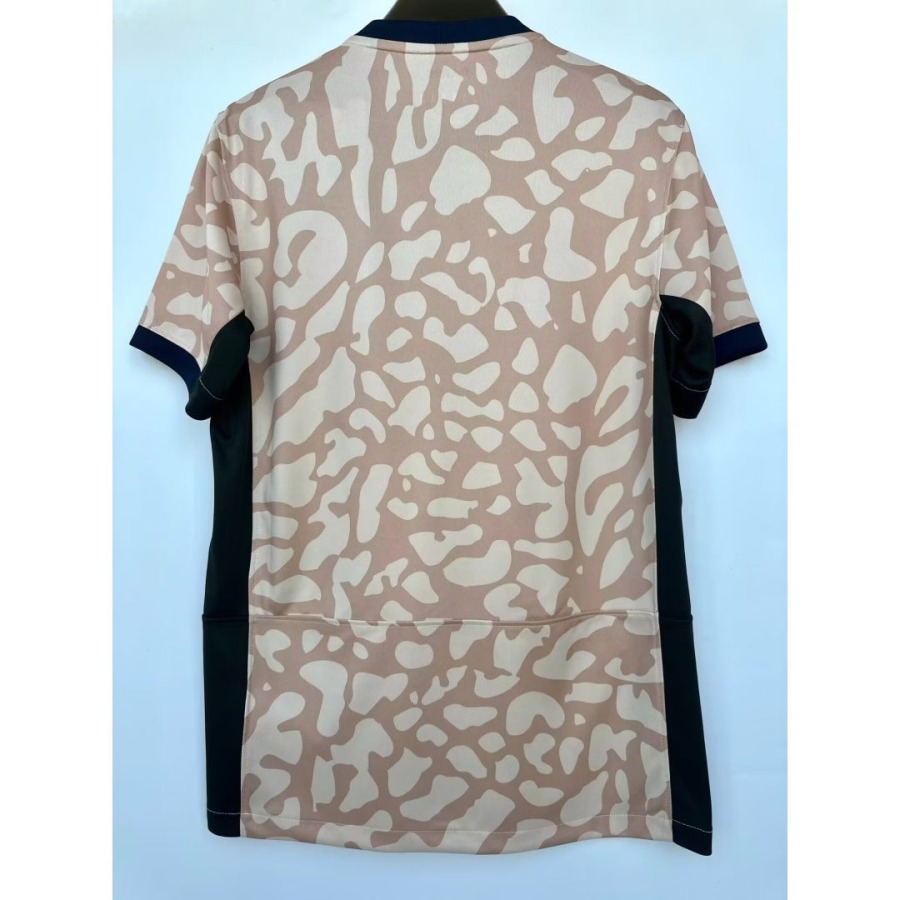 8fbf9b5d8fa02137ba75f5eef30fe851.jpg PSG Fourth Jersey 2023-2024