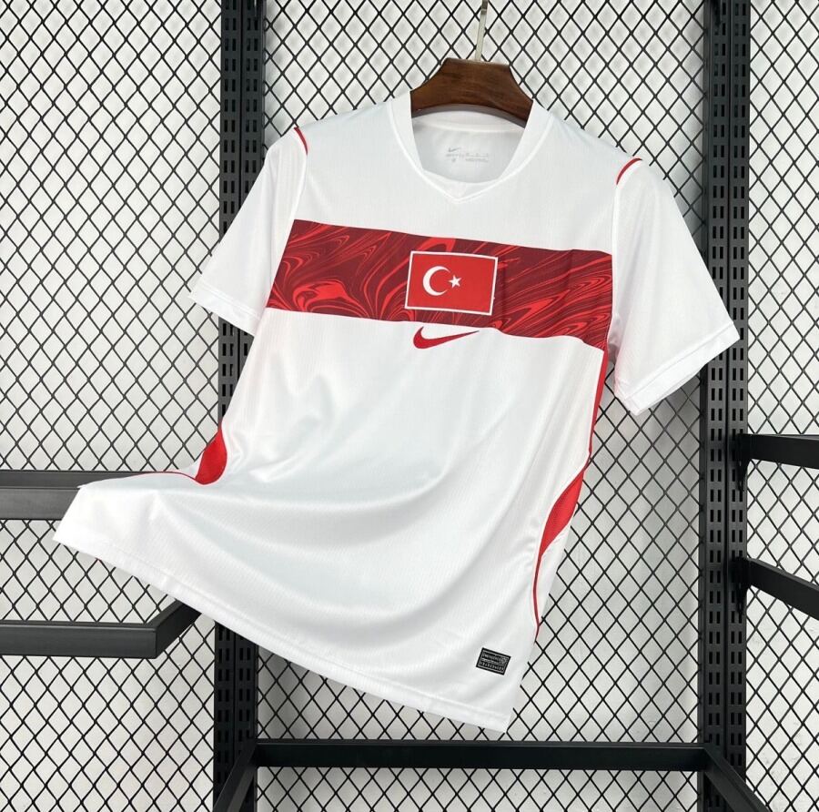 989D85D7-7A66-459C-89EF-24F450F700C5.jpg Turkey Away Jersey 2026
