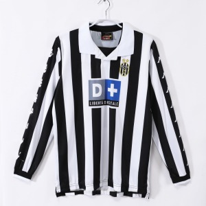 9ca2d46bb14e0cbfc2382c388f229666.jpg Juventus Home Jersey 1999-2000 Retro Long Sleeve