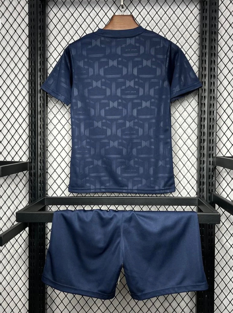 A69BFC39-6BFC-45D9-AB52-24F3D2BD90EA.jpg FC Barcelona Youth Training Jersey 2024/25