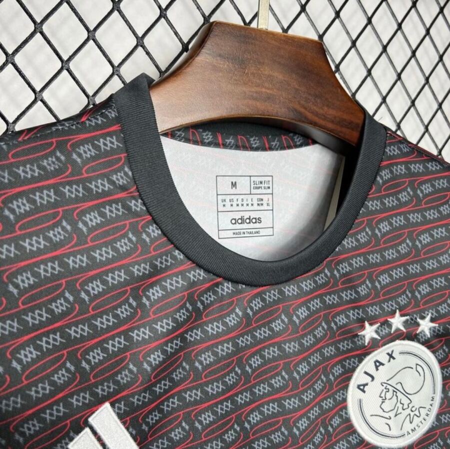 AE413BF0-D5E4-40C8-99C0-12EF6A1AE10B.jpg Ajax Amsterdam 2024/25 Training Jersey
