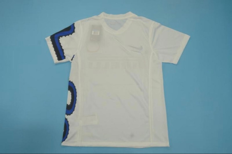 B1FBED6B-3595-497A-862F-3CCF3FC9998A.jpg Inter Milan Away 2010/11 Jersey