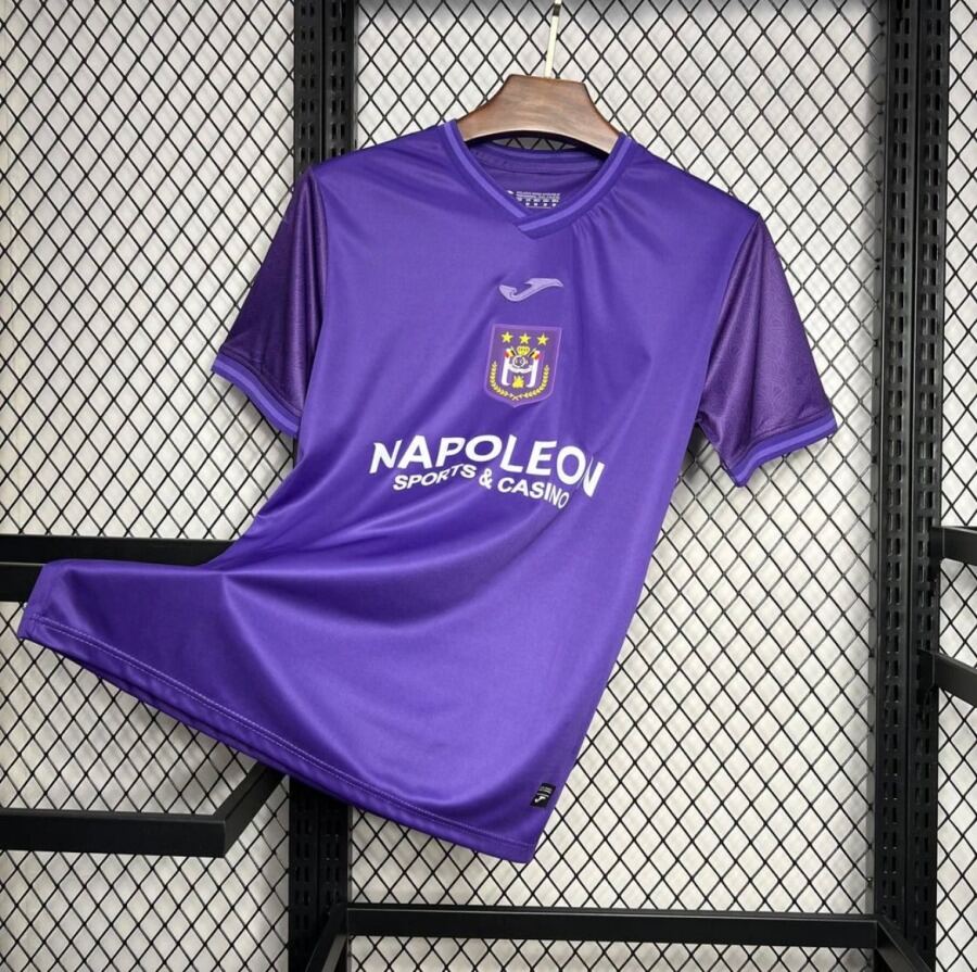 E18A6DBB-DE7B-49E0-8FB8-5521F14D3856.jpg Anderlecht Home 2024/25 Jersey