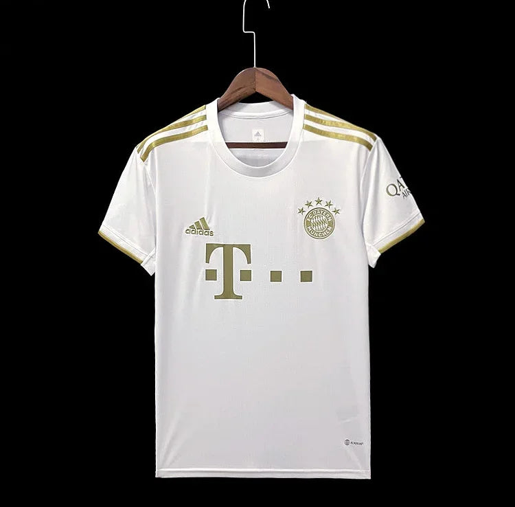 Bayern Munich 2022-2023 Away Jersey