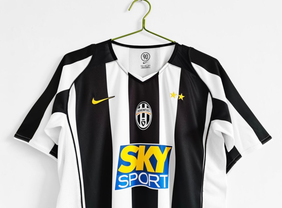 Juventus Home Jersey 2004/05