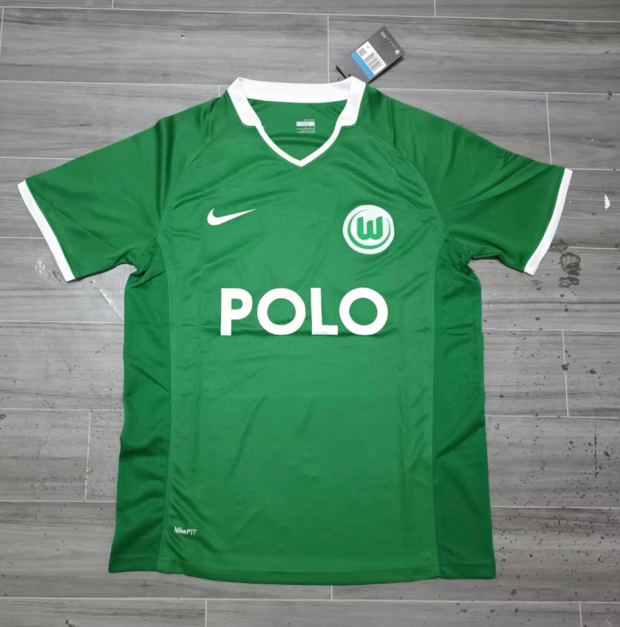 FullSizeRender_1ada2605-0164-4763-96b9-c6d72458d2a5.jpg VfL Wolfsburg Home Jersey 2008/09