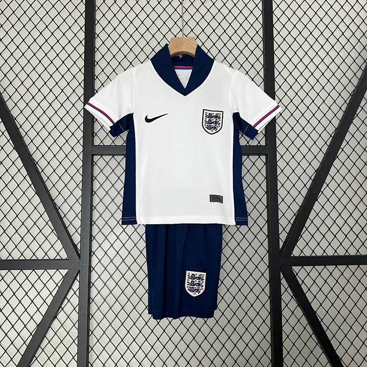 IMG-6612.jpg Youth England Home Vintage Soccer Jersey