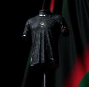 PORTUGALMAILLOTEDITIONLIMITEEVERSIONPLAYER2023-2024avant.jpg Portugal 2023-2024 Limited Edition Player Jersey
