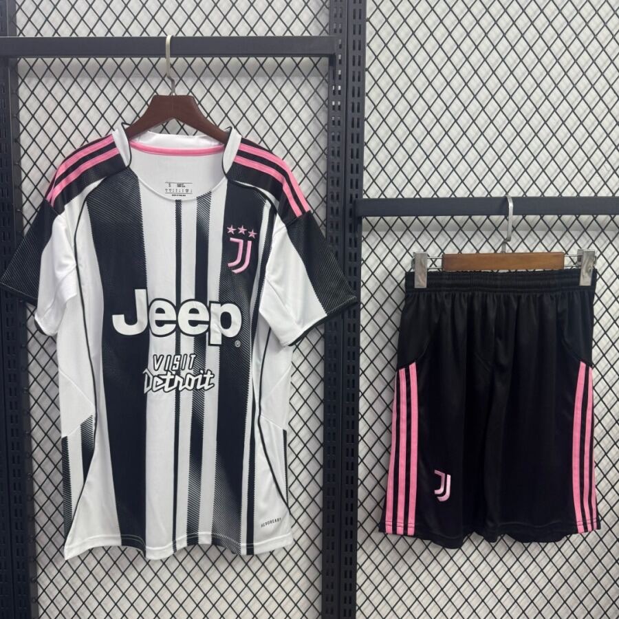 a09129d79846c2a1aba371ba1f938c86.jpg Juventus Home Jersey 2025/26 Adult