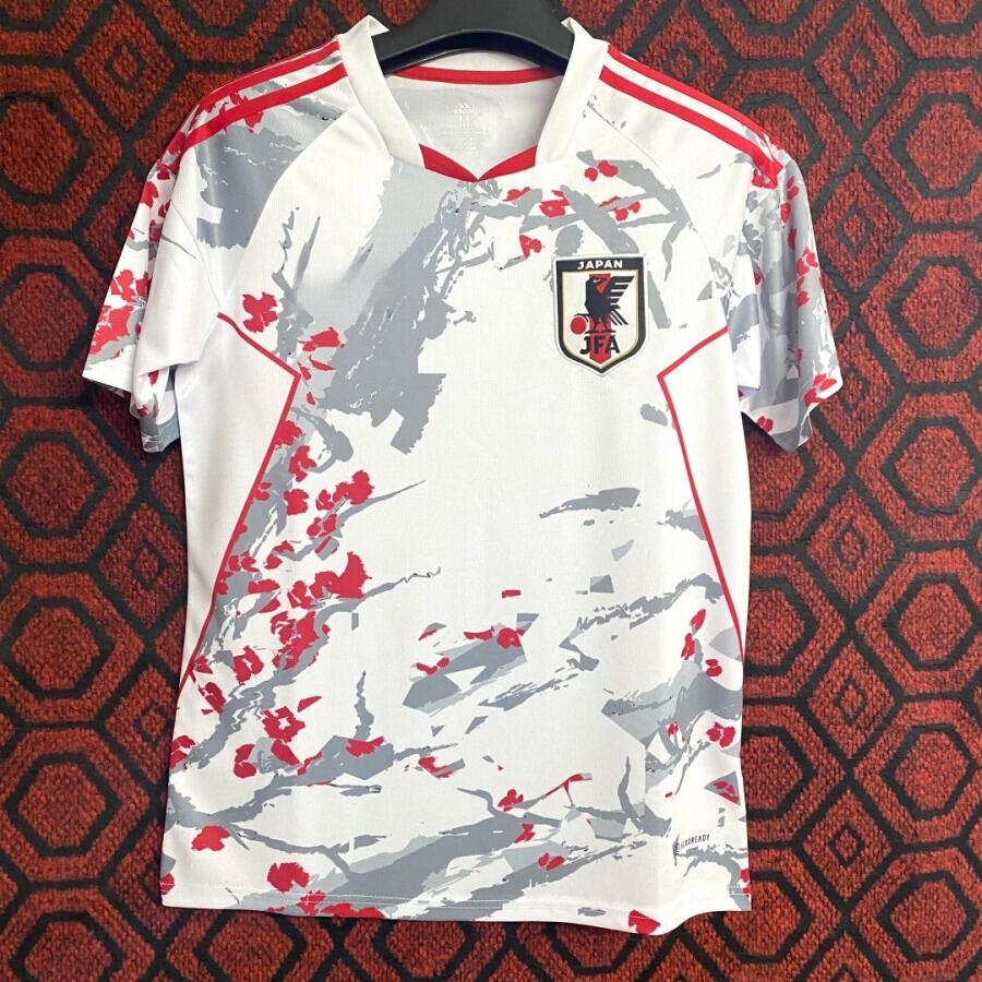 b45c7c51410fafa53a9429466bdf2d4f_d4150188-3b26-4744-a8bf-7a6c5d01035d.jpg Japan 25/26 Special Style Premium Jersey