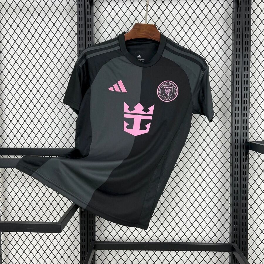 c50dfa5b59c9d776477c9869e24aaa26.jpg Inter Miami Black Jersey 2025-2026 Season