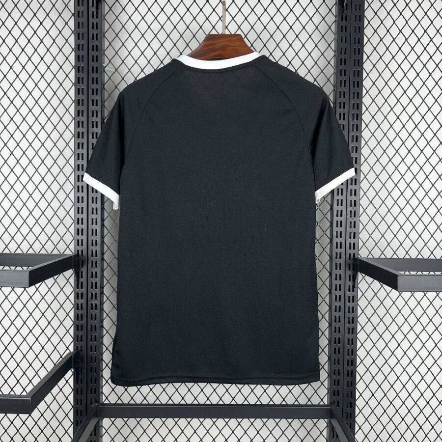 c66f30c5.jpg Ajax Concept Jersey 2025-26