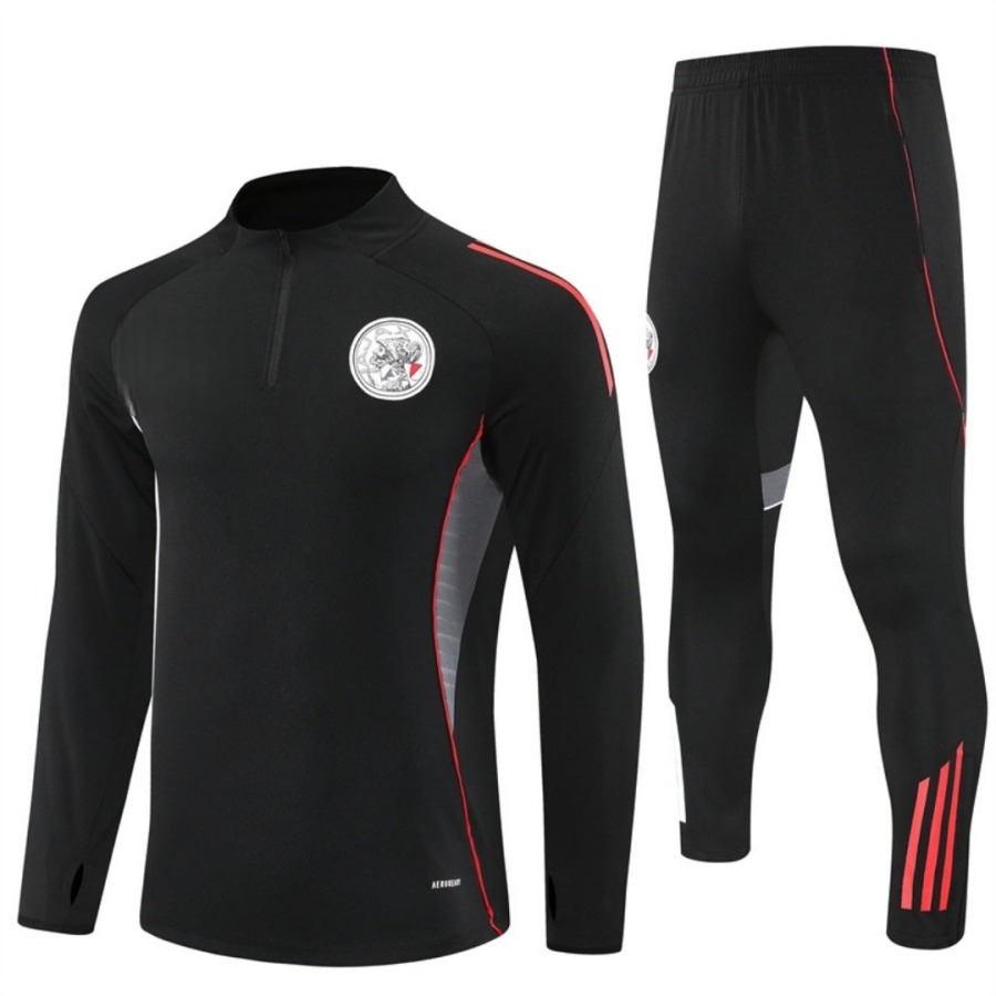 cd30a7482a0665f1a2b0bc10debcf8da.jpg Ajax 2025/26 Black Premium Jersey