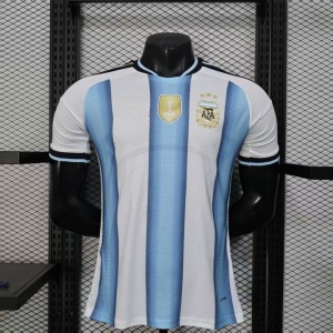 ddf9e3bef5517c4f028518bec8c7b8ef.jpg Argentina Home Soccer Jersey 2025/26 Player