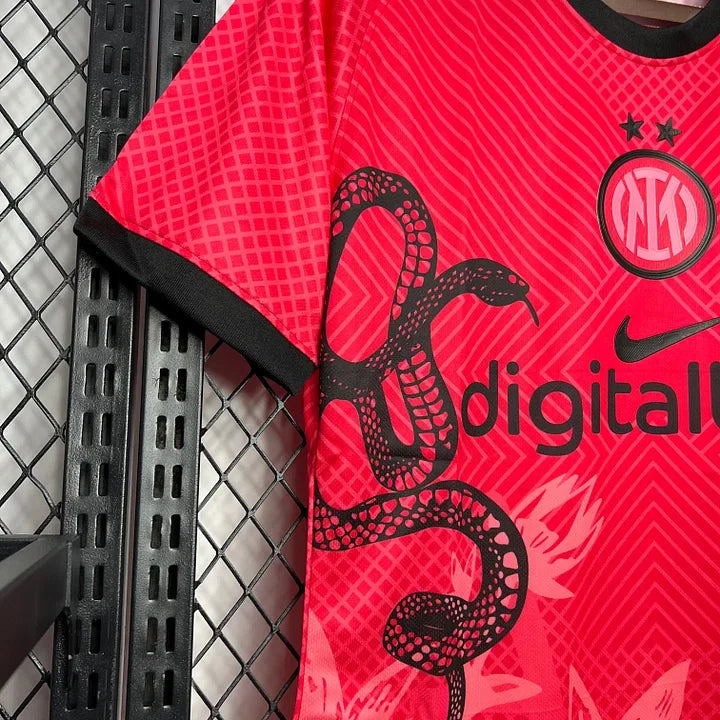 f46db1e2446f8826bcc40b265735aeef.jpg Inter Milan Snake Skin 2024-2025 Soccer Jersey