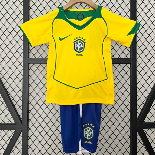 Brazil Youth Retro Soccer Jersey 2004