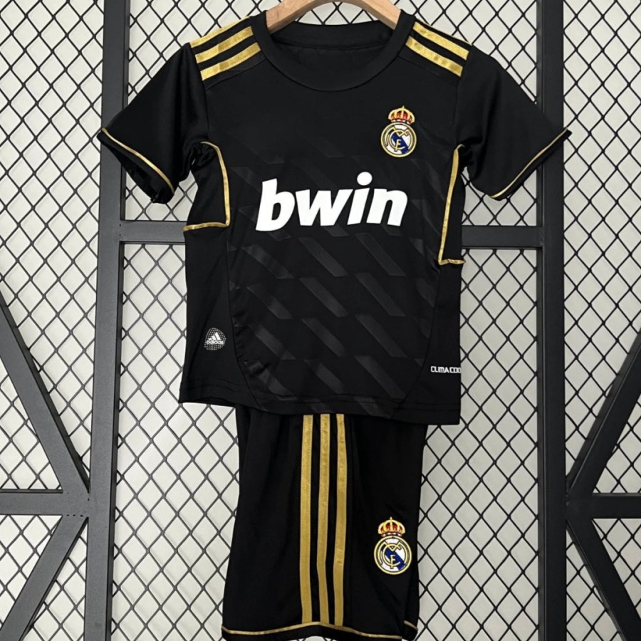 Real Madrid Retro Away Youth Jersey 2011-2012