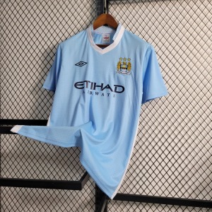ff972db3_1800x1800_jpg.jpg Manchester City 2011/12 Retro Jersey