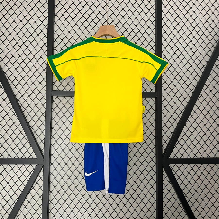 image_56_6a3d618a-7c35-405b-9e5c-3b9efbef02a6.png Brazil Retro Youth 24/25 Soccer Jersey