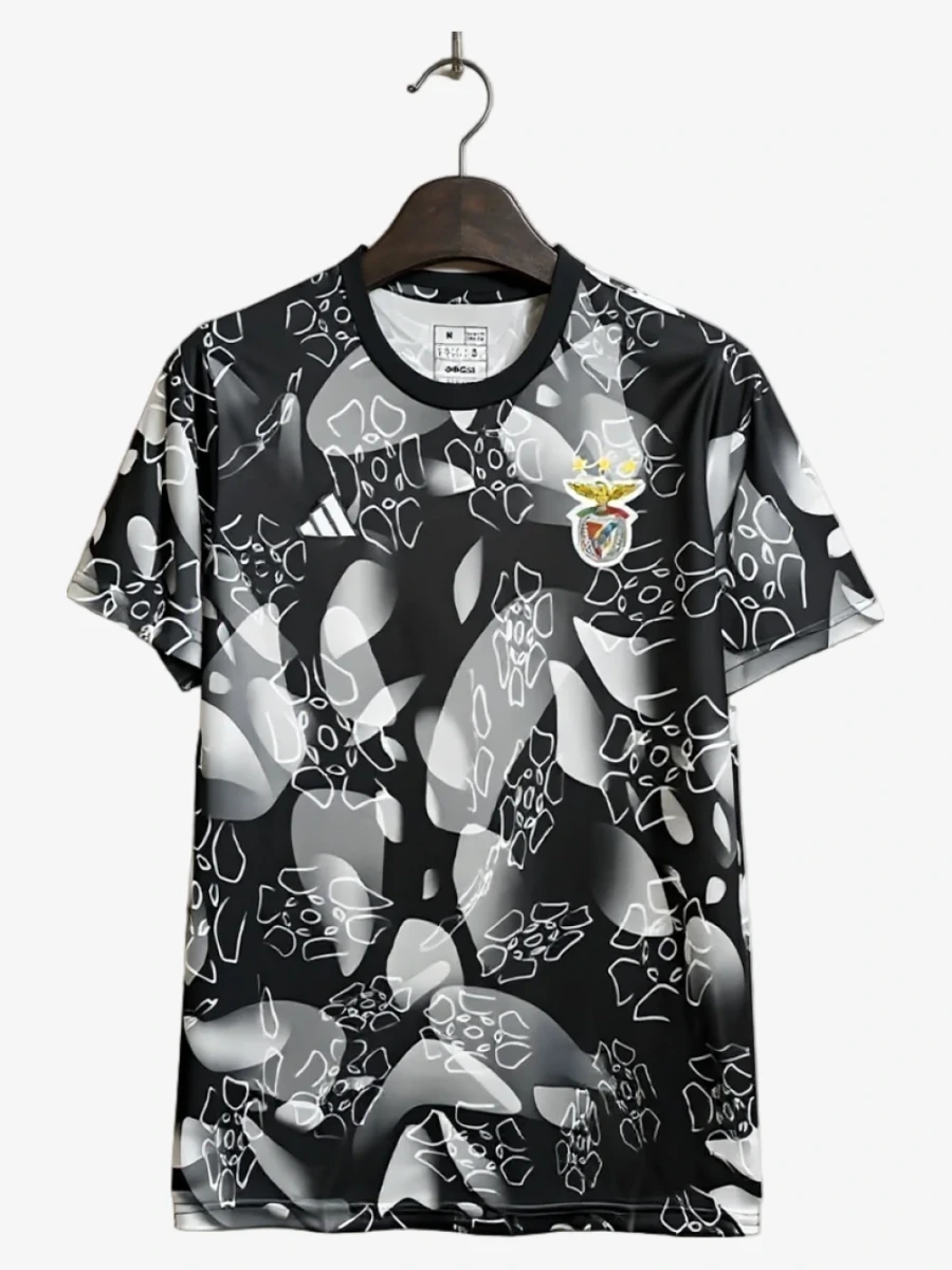 maillot-benfica-avant-match-noir-2024-2025 studio v12 Benfica Pre-Match Black Jersey 2024-2025