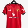 maillot-manchester-united-domicile-2025-2026 studio v12 Manchester United Home Soccer Jersey 2025-2026